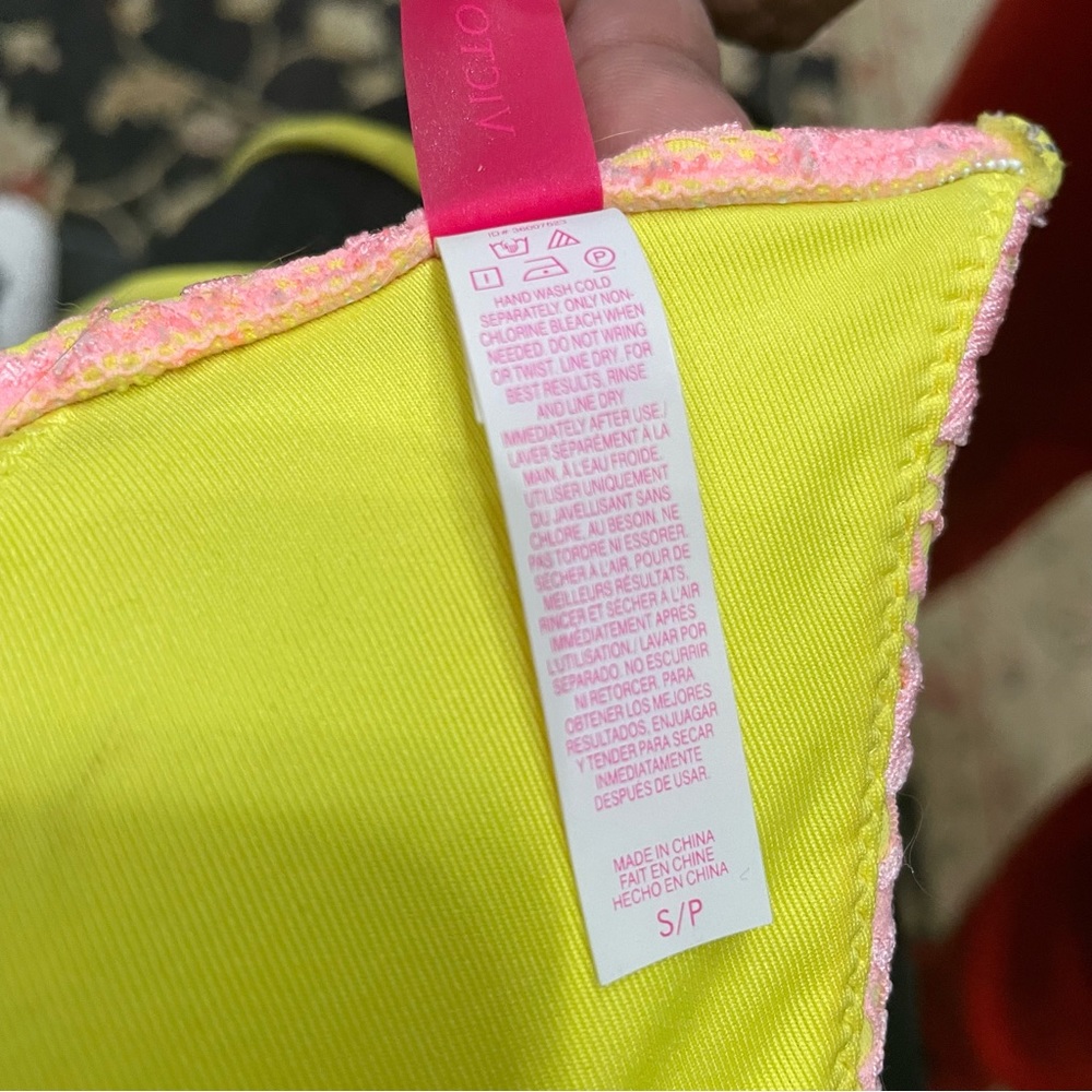 Victoria’s Secret pink and yellow lace bikini top. / S / Excellent condition - Picture 11 of 11